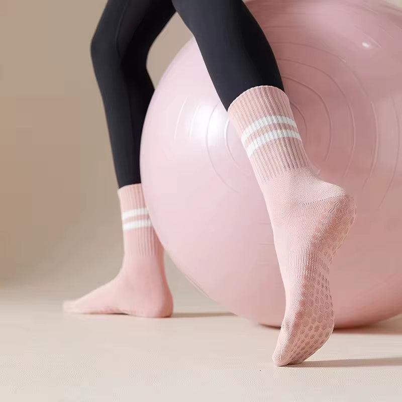 Professional Non-Slip Yoga Socks Cotton Mid-Tube Bottom Silicone Indoor Fitness Socks Gym Floor Socks Dance Pilates Sports Socks